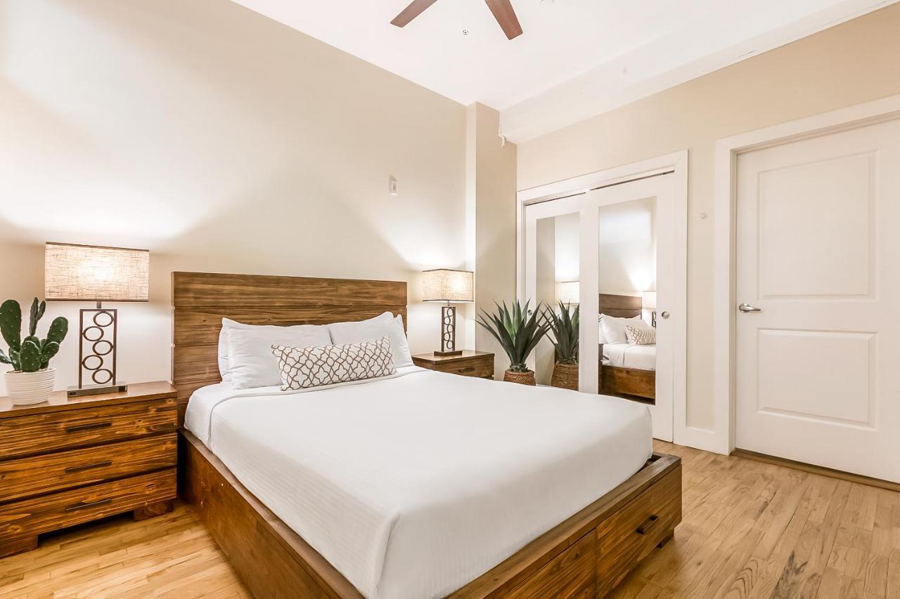 Beautiful Condos Steps From French Quarter And Bourbon St 新奥尔良 外观 照片