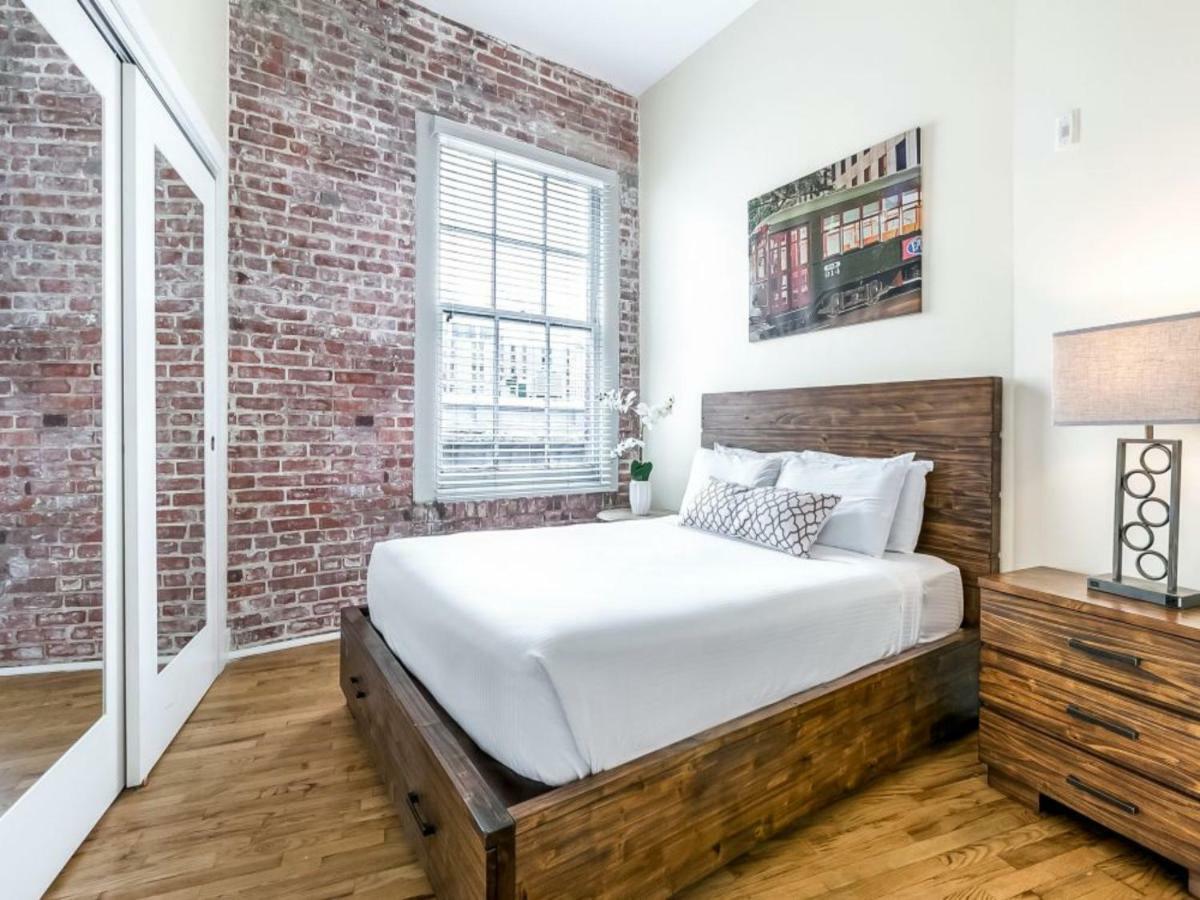 Beautiful Condos Steps From French Quarter And Bourbon St 新奥尔良 外观 照片